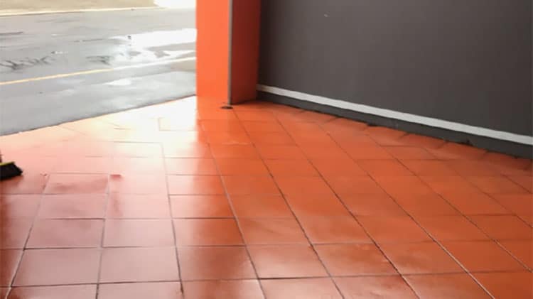 Cleaning Office Entrance Tiles | Melbourne CBD | Office Cleaning | Performance Group